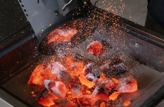 Buying Your First Charcoal BBQ Setup: What Actually Matters (And What Doesn’t)