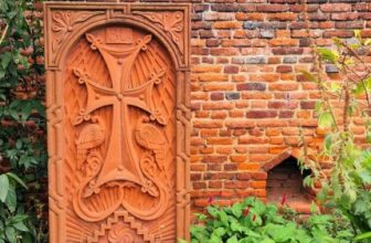 Embracing Hope in Advent’s Darkness