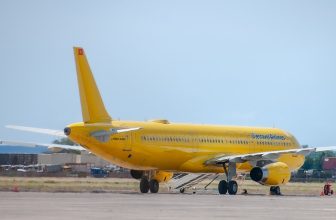 HNL RareBirds™: Vietravel Airlines’ N677NK